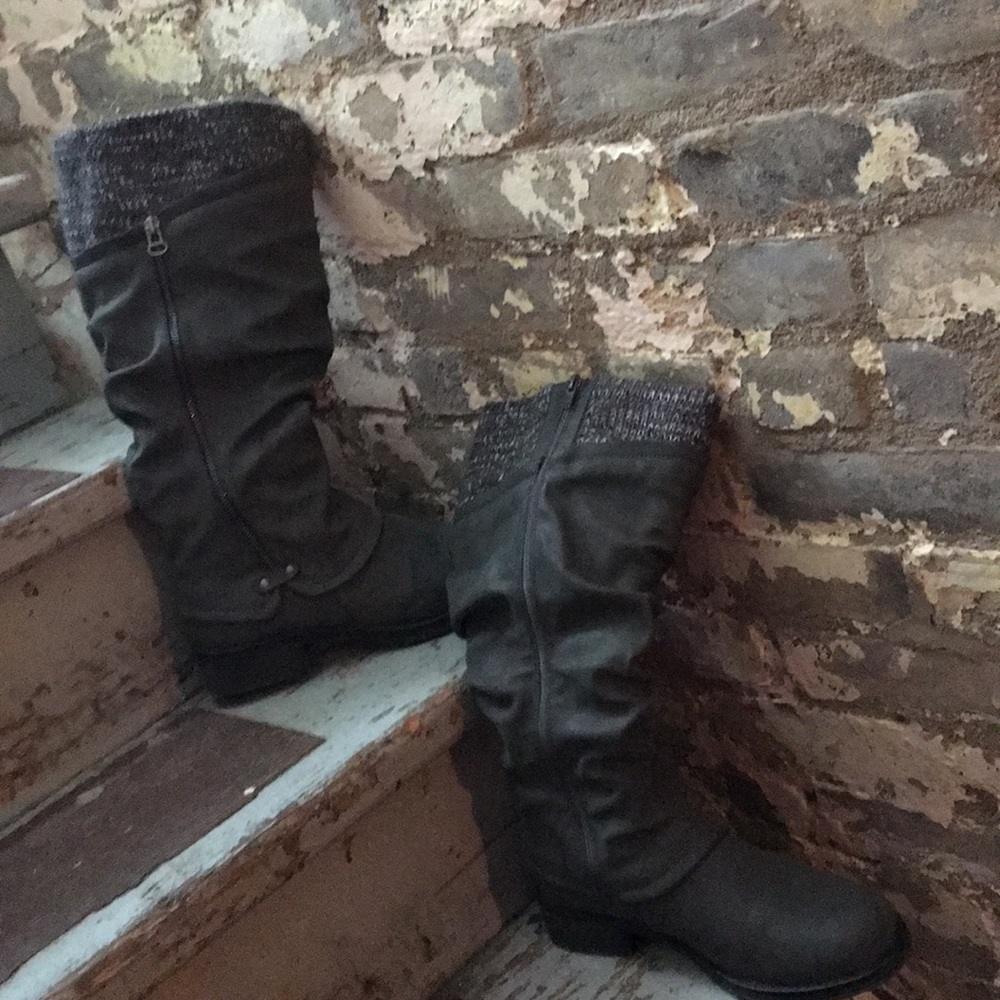 Mukluks boots